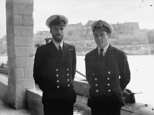 David Wanklyn pictured with Senior Engineer J.R.D Drummond in 1942.