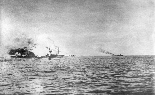 Invincible blowing up at Jutland