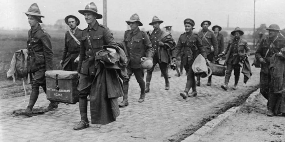 Troops of the New Zealand Pioneer Battalion moving to their quarters