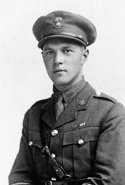 Black and white portrait photograph of Lieutenant Samuel Lewis Honey.